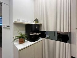 Woods Square (D25), Office #462633351